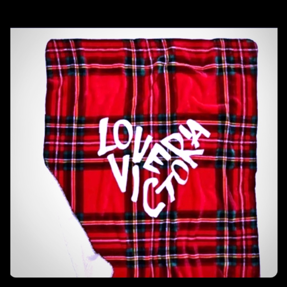 Victoria secret blanket